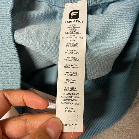 New FABLETICS Elise Seamless Capri Size L NWT - Picture 5 of 5